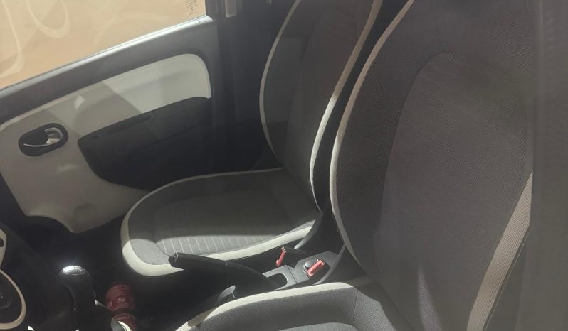 RENAULT TWINGO 1.0 SCE LOVELY BENZ. EURO6 pieno