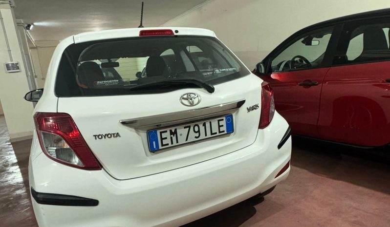 TOYOTA YARIS 1.0 VVT-i BENZINA 70 cv BLUETOOTH + RETROCAMERA pieno
