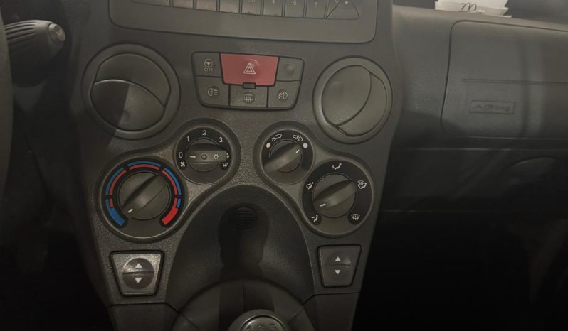 FIAT PANDA 1.2 BENZINA 70CV EURO5 SERVOSTERZO, VETRI ELETTRICI, CLIMA pieno